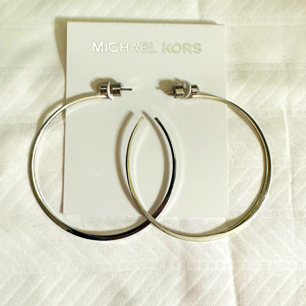NWT MICHAEL KORS HOOP EARRINGS